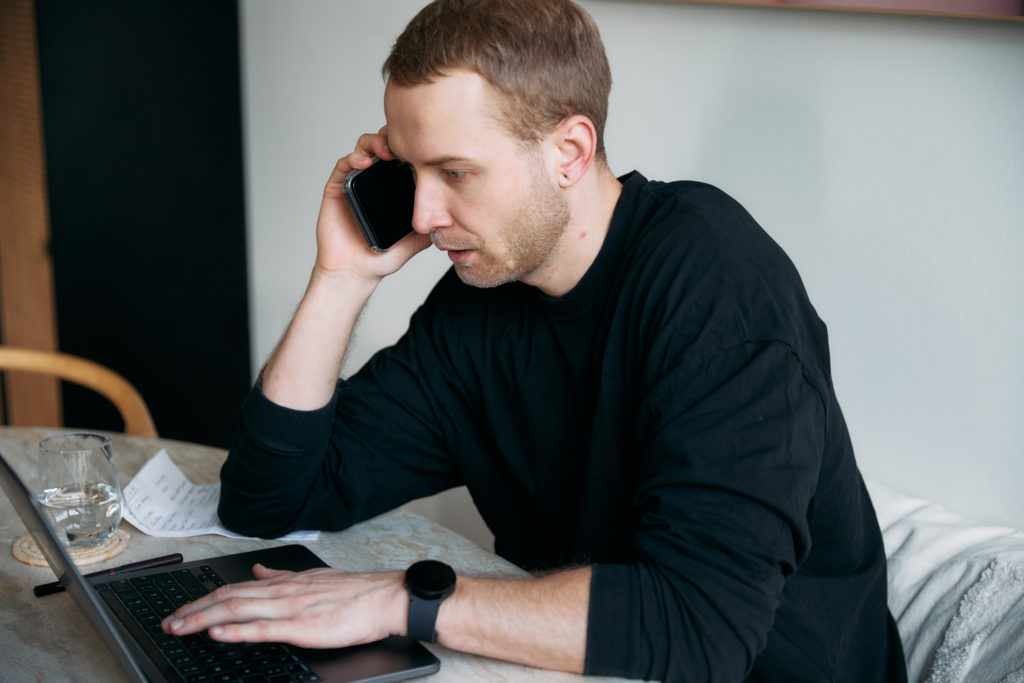 Ein Viertel arbeitet immer noch im Home-Office